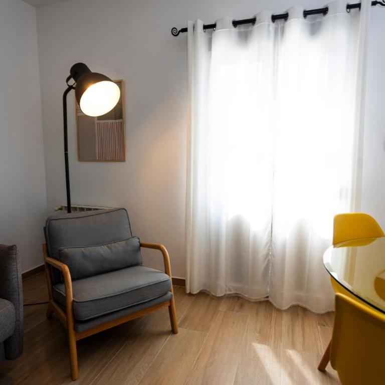Apartamentos La Machacona Plaza Mayor recién reformados - Apartamento con balcón - 25