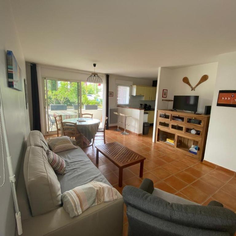 Cambo Centre, commerces et nature à 5 min à pied et proche Thermes - Appartement 1 Chambre - 1