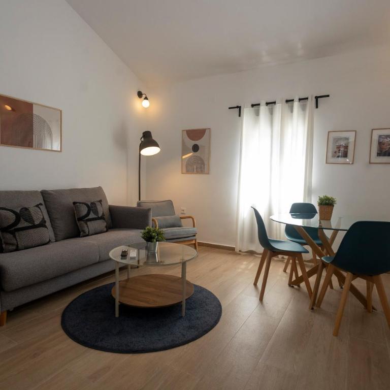 Apartamentos La Machacona Plaza Mayor recién reformados - Apartamento con balcón - 43
