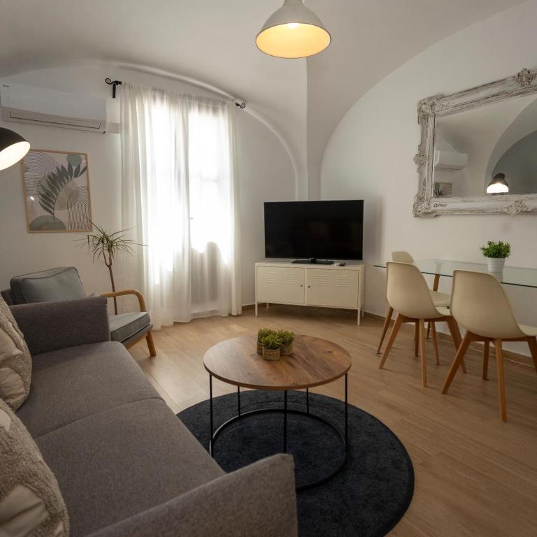 Apartamentos La Machacona Plaza Mayor recién reformados - Apartamento con balcón - 5