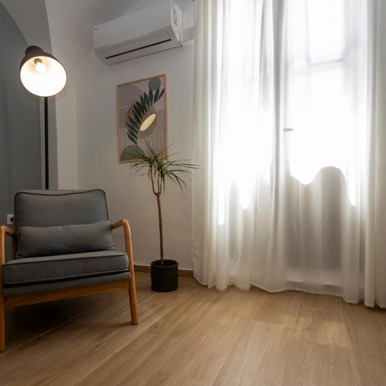 Apartamentos La Machacona Plaza Mayor recién reformados - Apartamento con balcón - 7