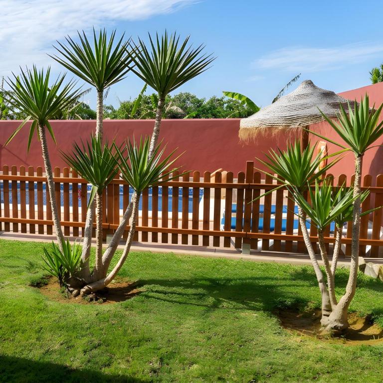 Casa con piscina solo aceptamos familias y parejas no grupos jovenes - Appartement - 12