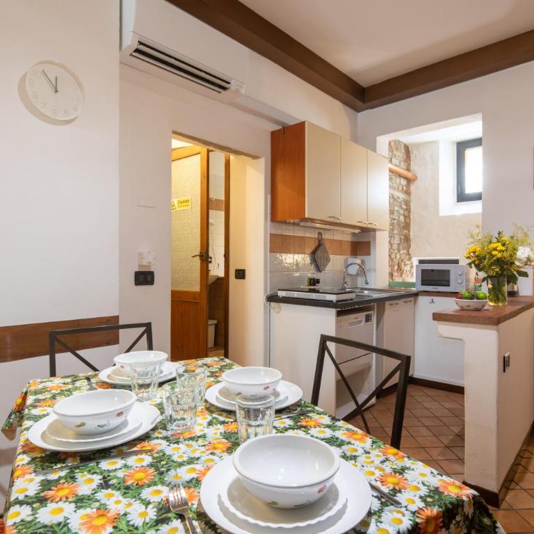 San Frediano Central Stay - Two-Bedroom Apartment - 15