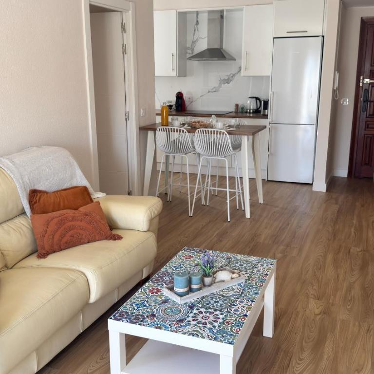 Balcon del orquidario Estepona centro - Apartamento de 2 dormitorios - 1