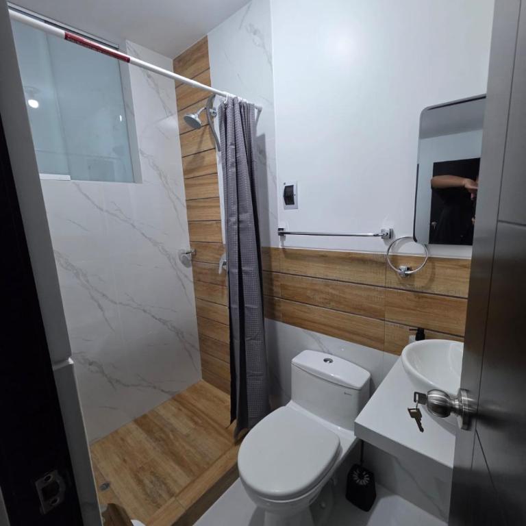 Rest comfortably and enjoy a unique experience - One-Bedroom Apartment - 11