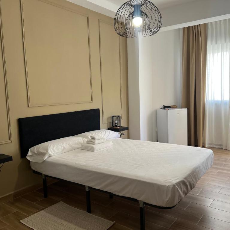 Habitación centro Almería - Habitación Doble Deluxe con balcón - 7