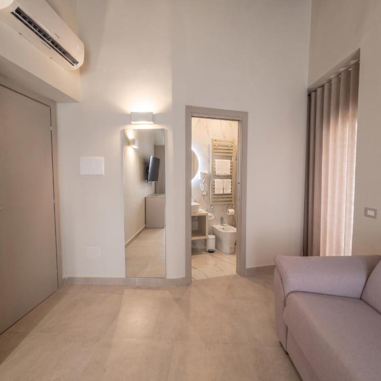 Lou Lou Rooms - Quadruple Room with Terrace - 2