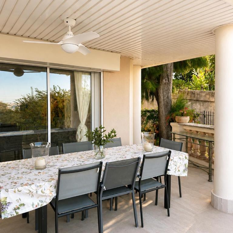 4BR Sea View Garden Apartment near Cannes and 1min from Beach - Appartement - Rez-de-Chaussée - 43