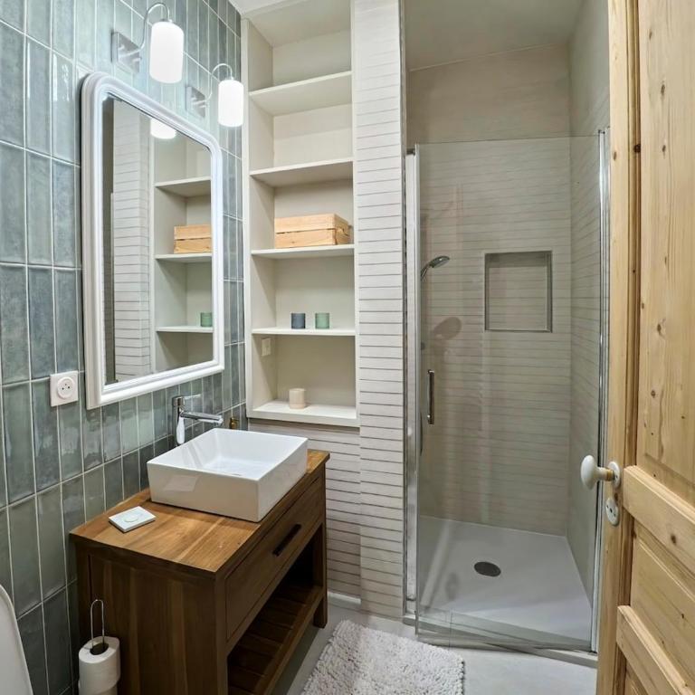 Belle maison de caractère de 200m2 avec jardin - Villa - 19