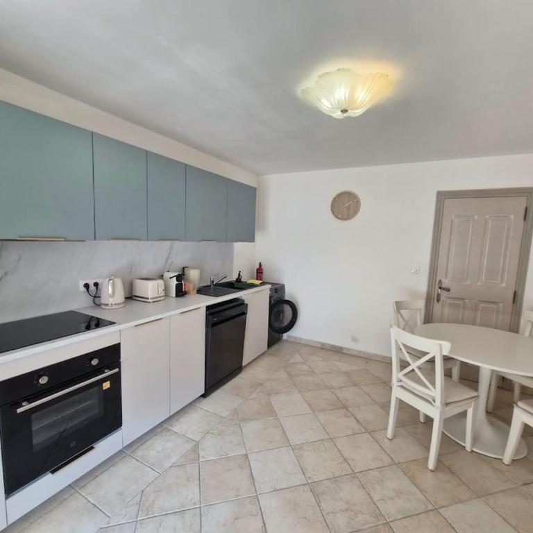 Charming Independent Garden Floor, French Riviera - Villa 3 Chambres - 31