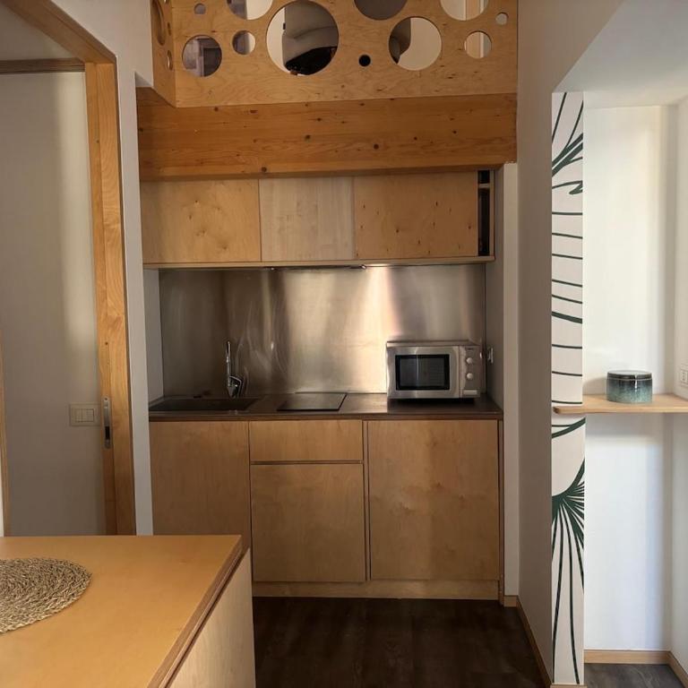 Cozy three-room apartment in the heart of Como, 100 meters from the lake - Two-Bedroom Apartment - 5