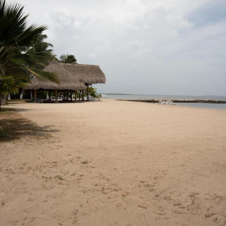 Casa privada cartagena barú con muelle privado - Villa - 28
