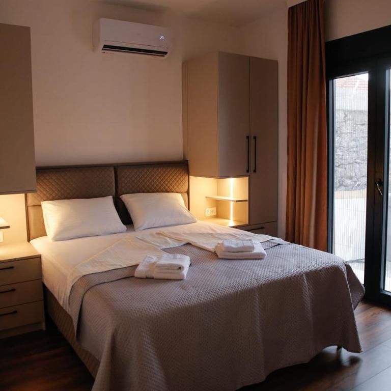 Old Town Gem, Modern stay with private yard - Apartment mit 1 Schlafzimmer - 9