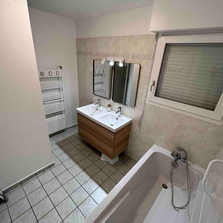 Chale Avec Montagne Vue - Villa 3 Chambres - 33