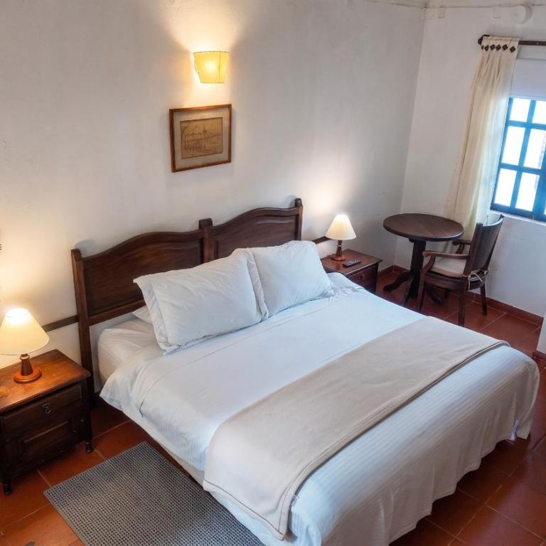 Hotel Mesón de los Virreyes - Habitación Cuádruple Estándar - 5