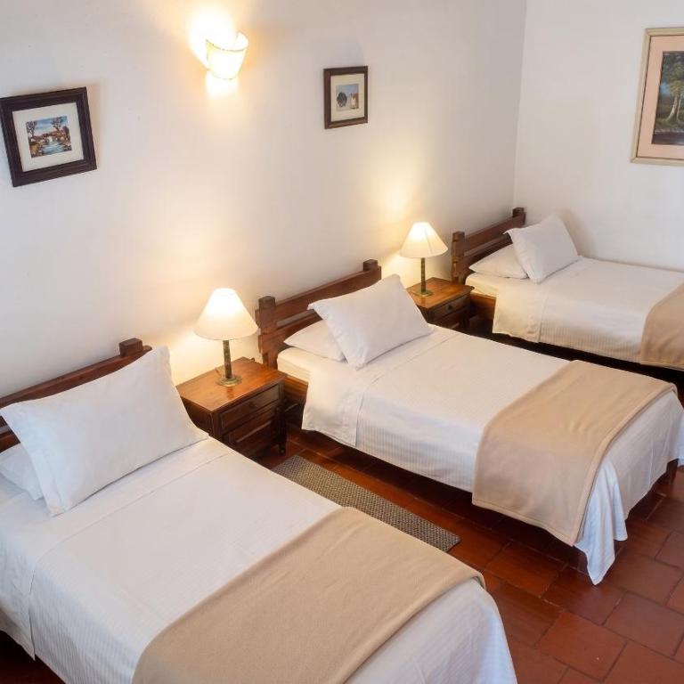 Hotel Mesón de los Virreyes - Habitación Familiar Estándar - 7