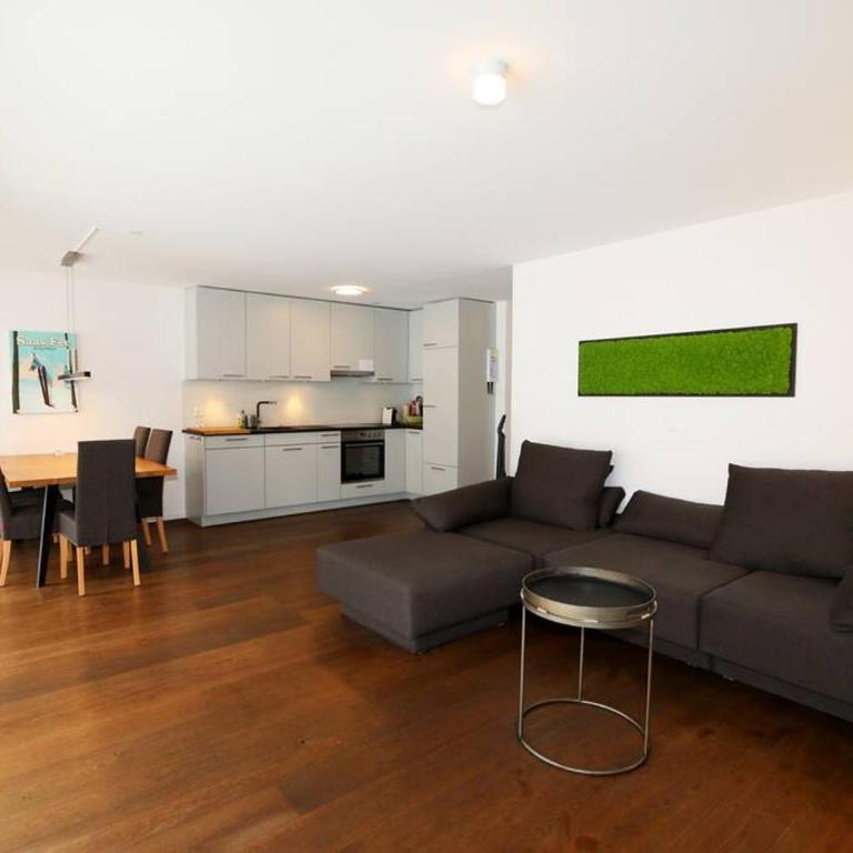 Perrine 1: Modern 3-room apartment - Apartment - 3