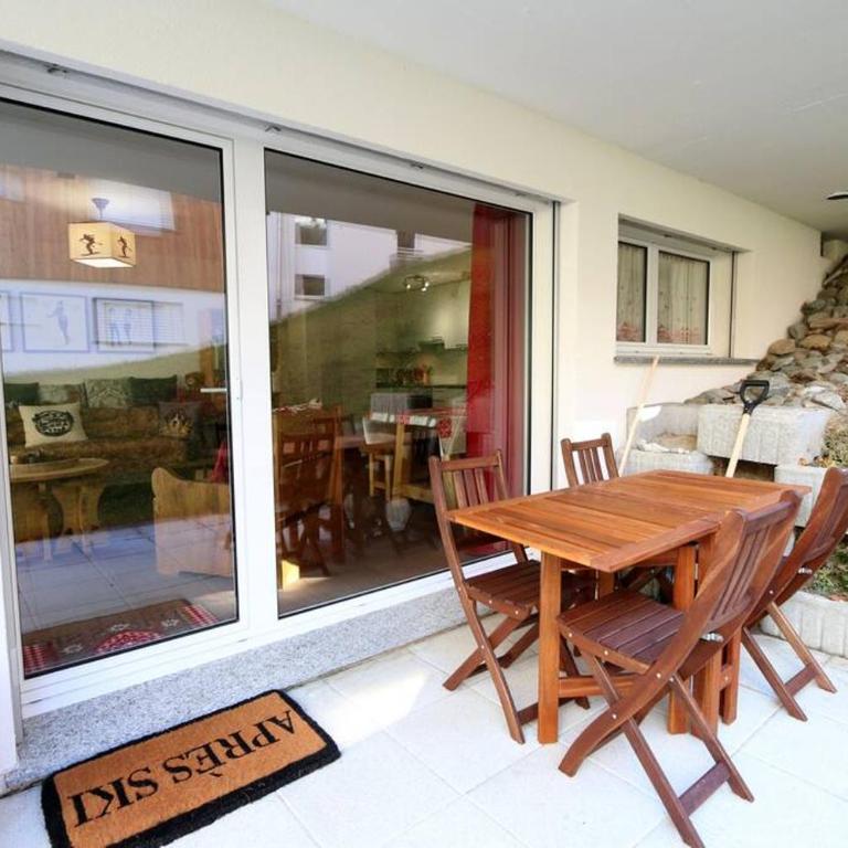 Perrine Garden - Cozy Central Apartment with Private Garden - Apartment - 11