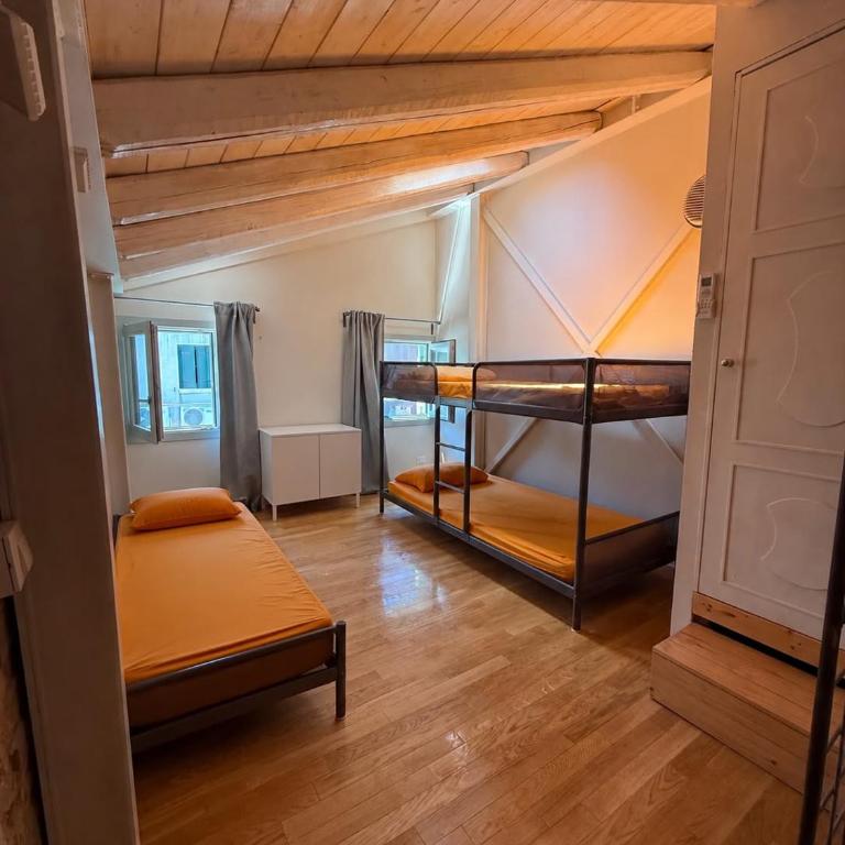 Venetian Tower House - 200m From Beach - 2BR - Appartamento con 2 Camere da Letto - 3