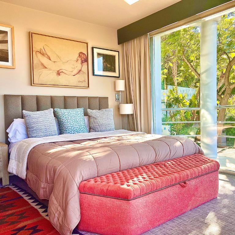 Marbella Boutique Art suites - Habitación Superior con cama extragrande - 19