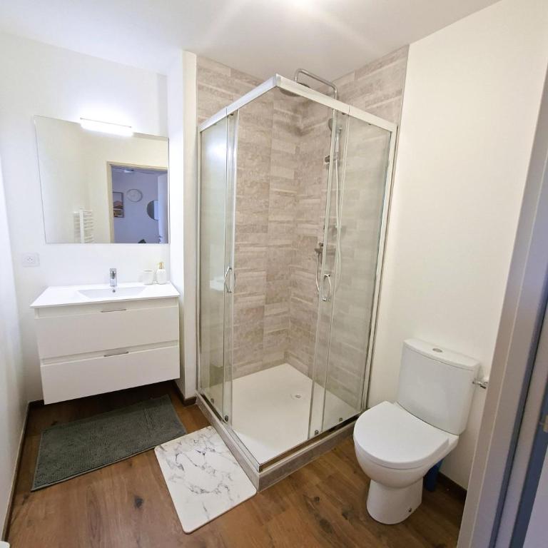 Studio rénové au centre-ville - Apartment mit 1 Schlafzimmer - 3