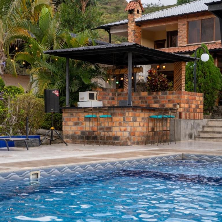 Estate in Vilcabamba, pool, jacuzzi, Turkish bath - Casa de 5 dormitorios - 4