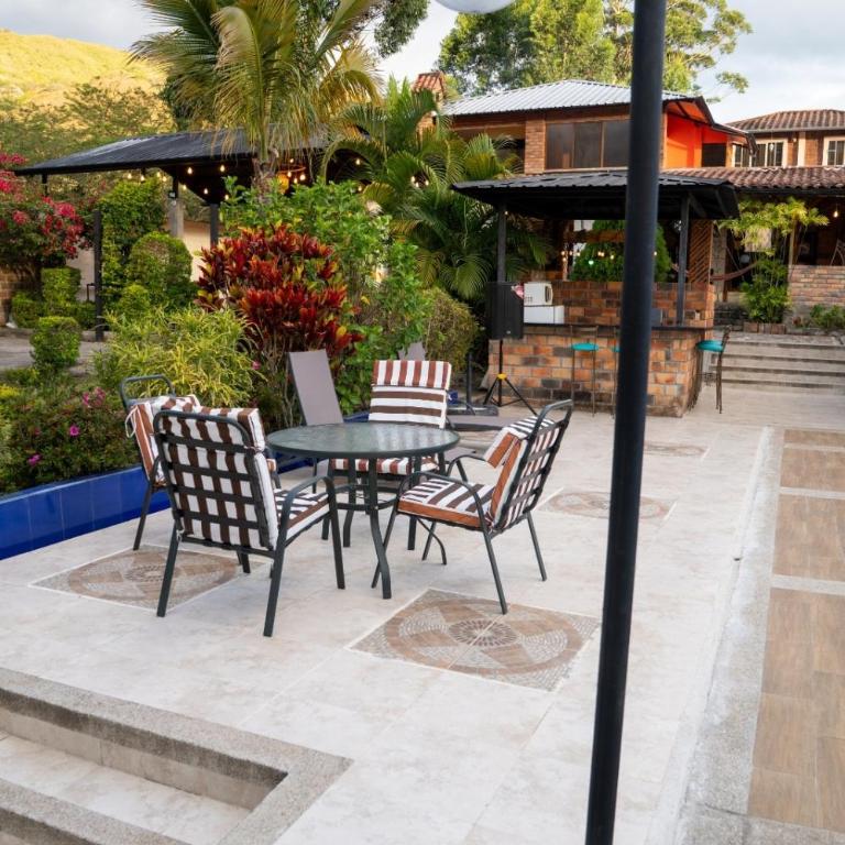 Estate in Vilcabamba, pool, jacuzzi, Turkish bath - Casa de 5 dormitorios - 9