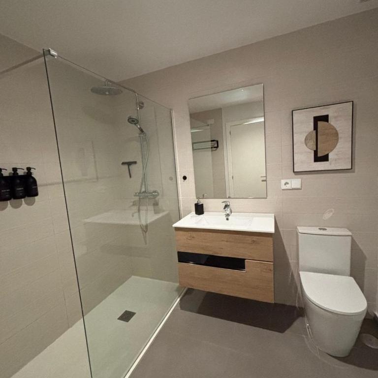 Modern apartment with pool in Estepona - Apartamento de 2 dormitorios - 2