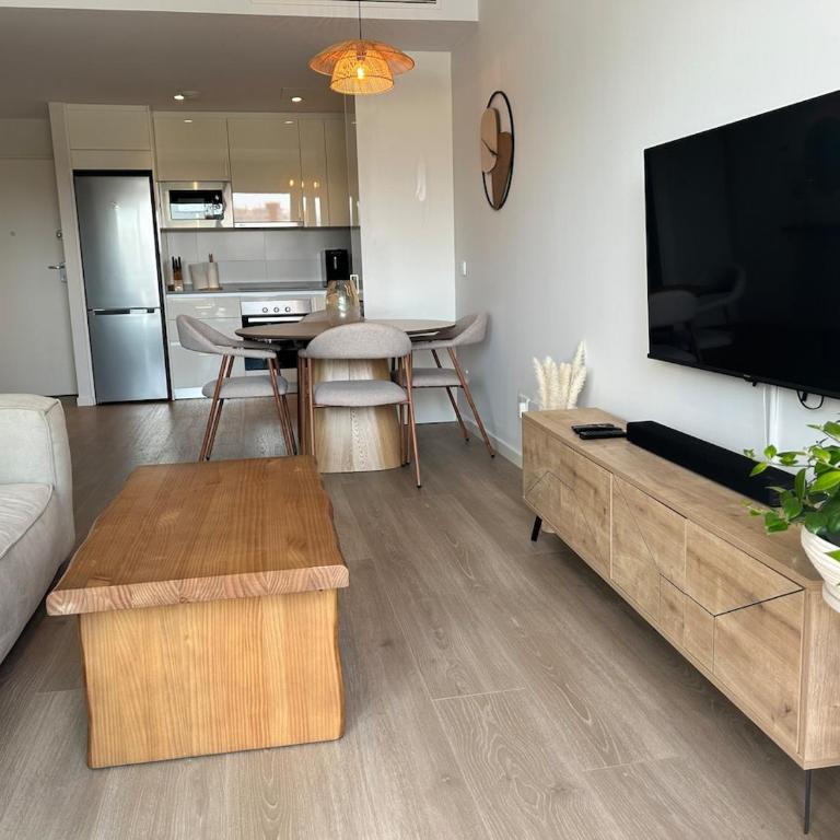 Modern apartment with pool in Estepona - Apartamento de 2 dormitorios - 3