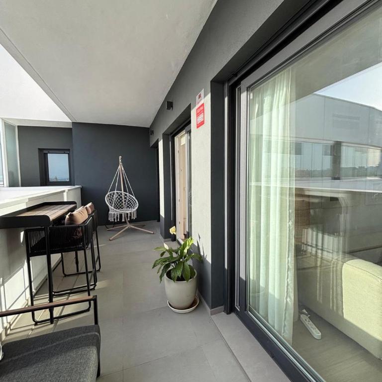 Modern apartment with pool in Estepona - Apartamento de 2 dormitorios - 9