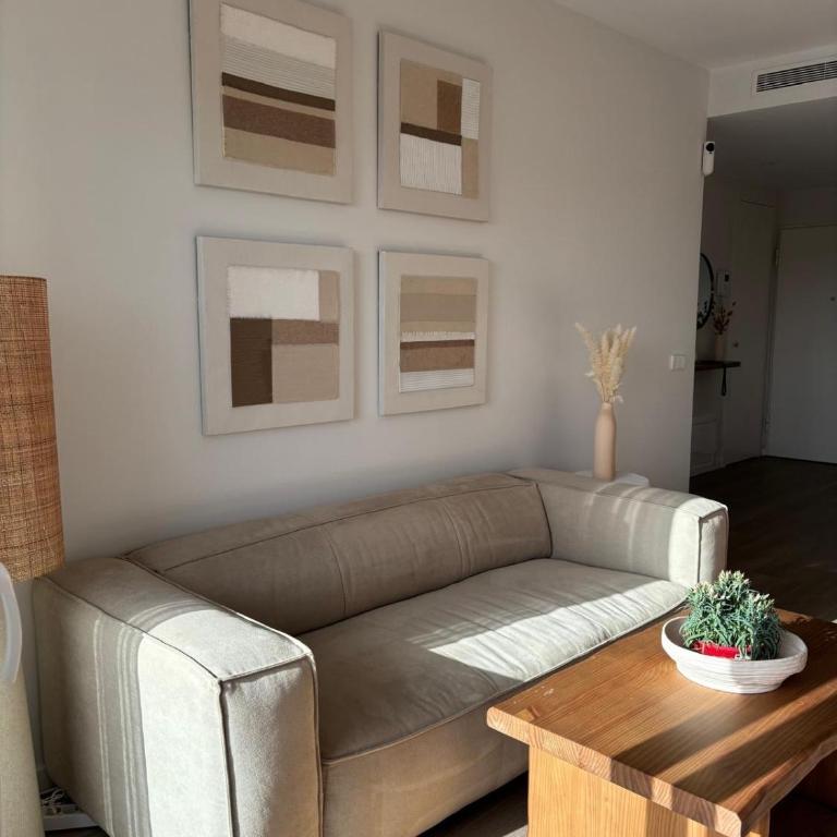 Modern apartment with pool in Estepona - Apartamento de 2 dormitorios - 20