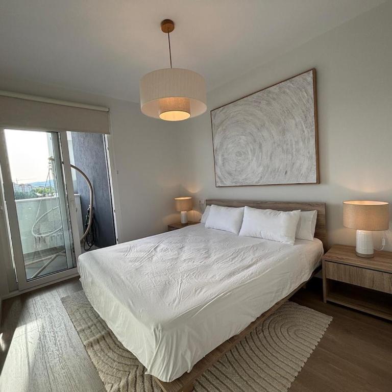 Modern apartment with pool in Estepona - Apartamento de 2 dormitorios - 27