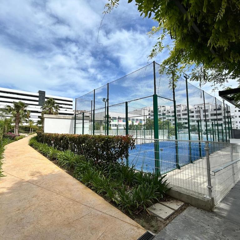 Modern apartment with pool in Estepona - Apartamento de 2 dormitorios - 29