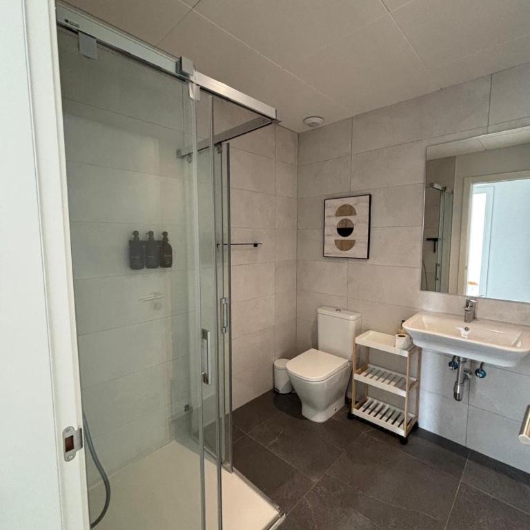 Modern apartment with pool in Estepona - Apartamento de 2 dormitorios - 32