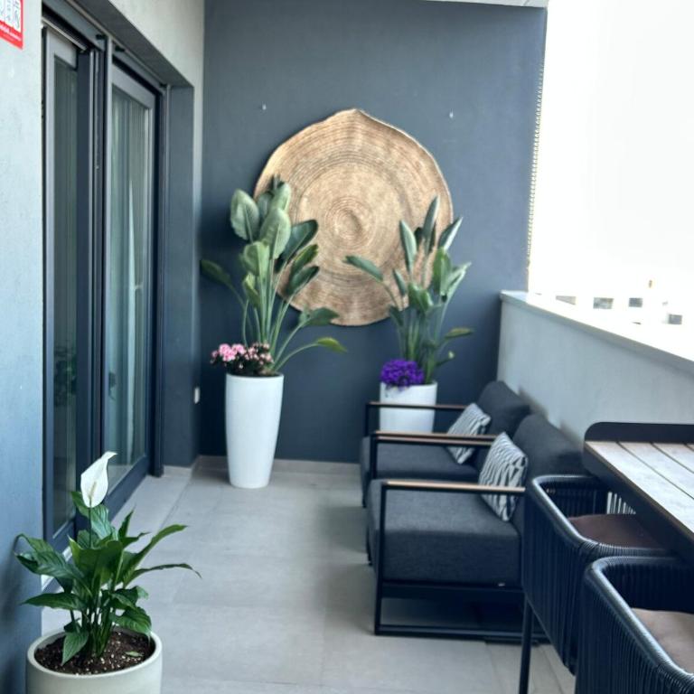 Modern apartment with pool in Estepona - Apartamento de 2 dormitorios - 42