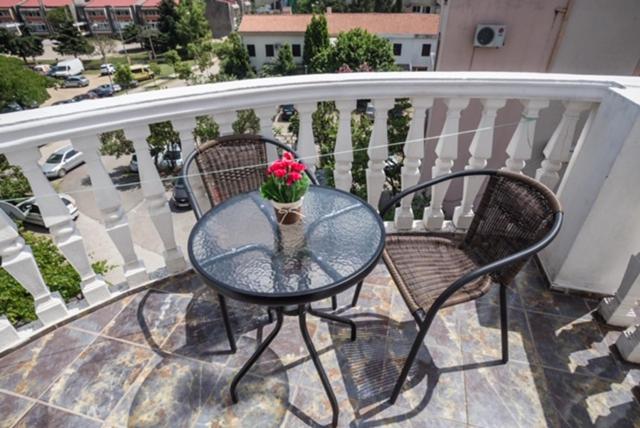 Vila More Budva - Deluks Soba - 6