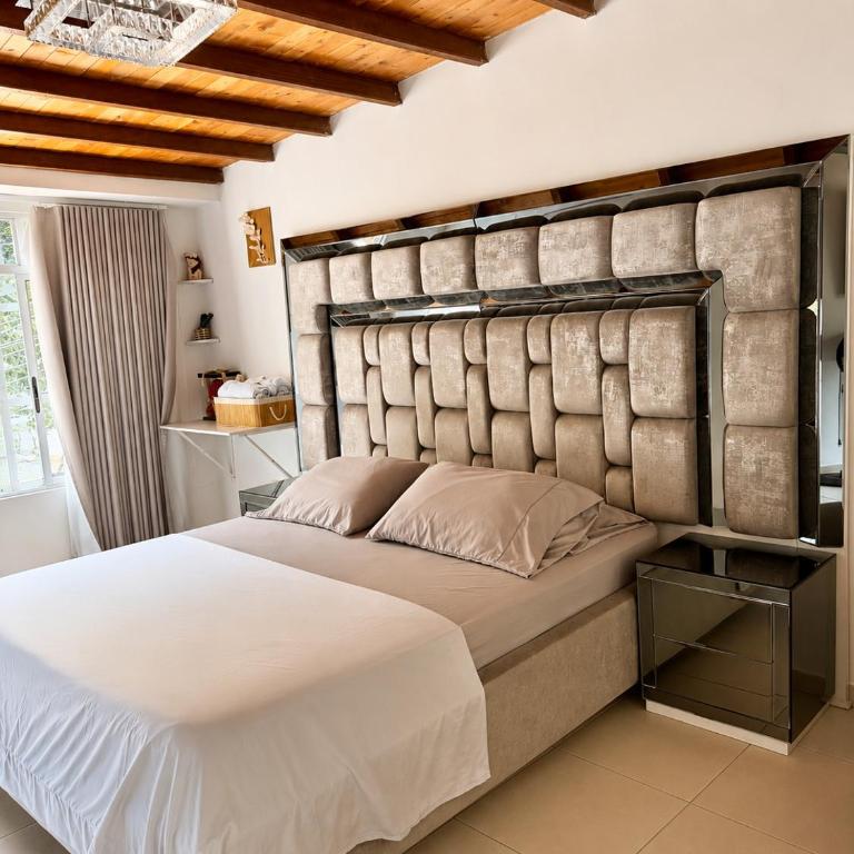 Oxford House Hostel - Double Room with Private Bathroom - 1