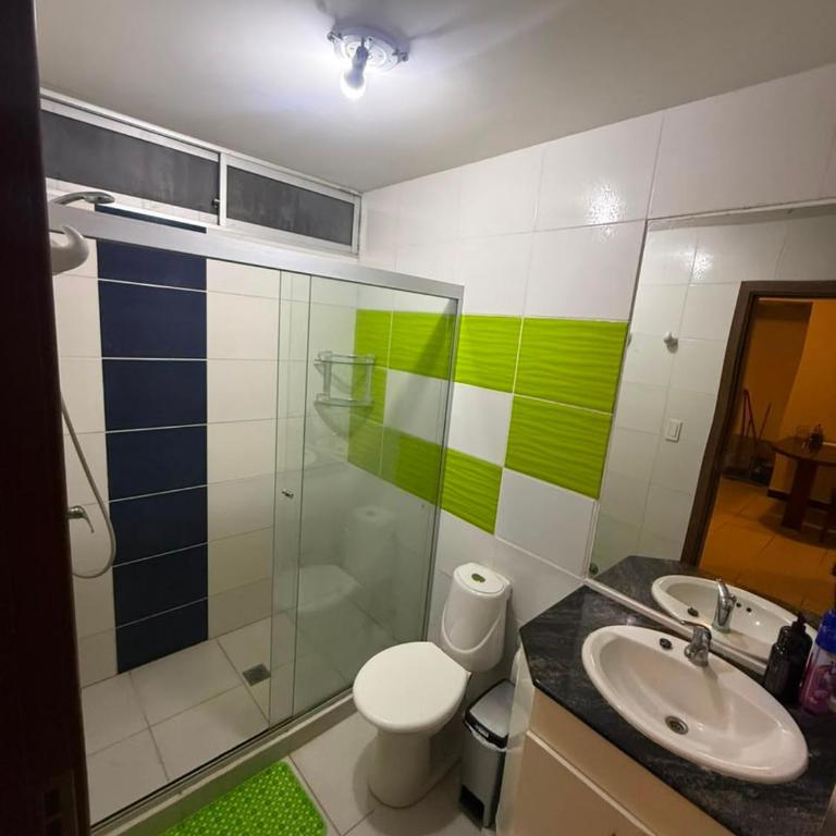Departamento moderno céntrico con parqueo - Apartamento de 1 dormitorio - 8