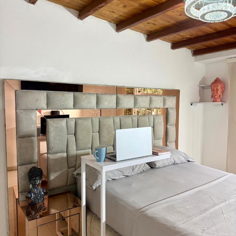 Oxford House Hostel - Triple Room with Private Bathroom - 23