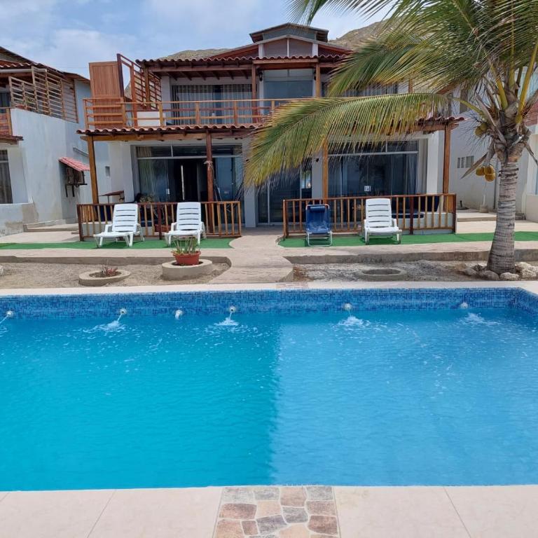 Casa Rivera - Four-Bedroom House - 10