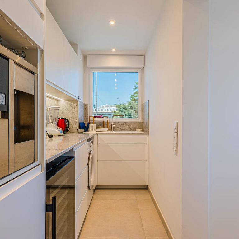 Luxurious waterfront - Unique & Exclusive location - Appartement 1 Chambre - 8