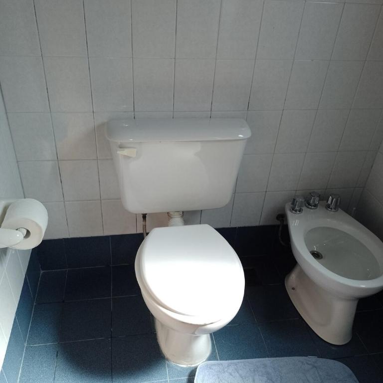 Cabaña con vista al lago a pocas cuadras del centro - Chalet de 2 dormitorios - 24
