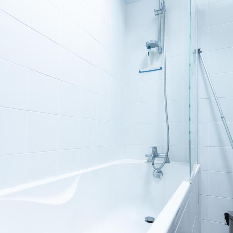 Superbe Logement Chaleureux à Boulogne Billancourt - Appartement - 6