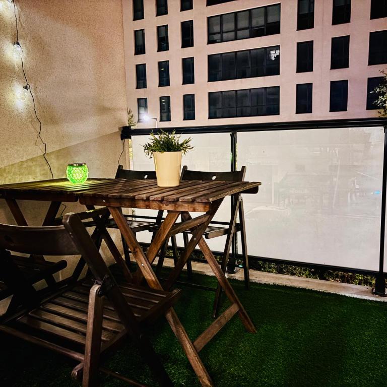 T3 récent avec terrasse et parking - Two-Bedroom Apartment - 3