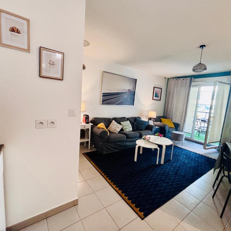 T3 récent avec terrasse et parking - Two-Bedroom Apartment - 8