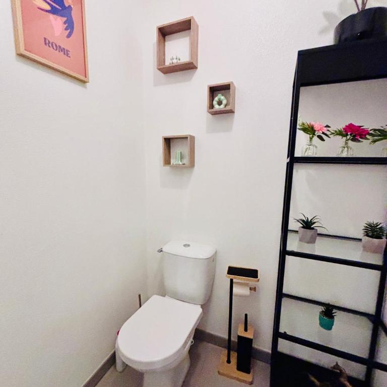 T3 récent avec terrasse et parking - Two-Bedroom Apartment - 55