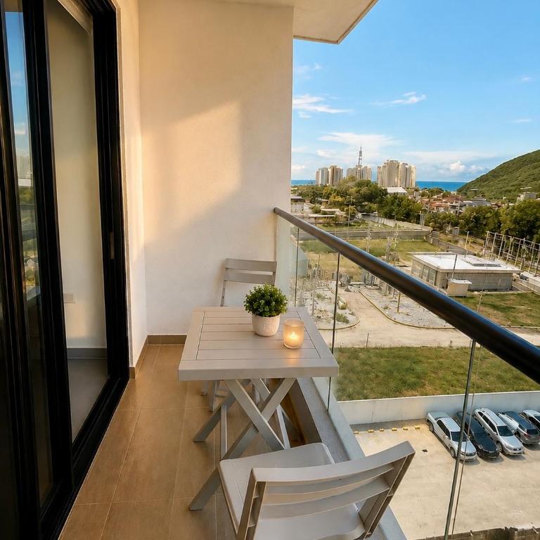 Vista Coral - Apartamento tropical entre montañas y mar - Three-Bedroom Apartment with Mountain View - 3
