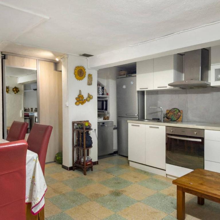 Appartement proche plage - Two-Bedroom Deluxe Apartment with Garden View - 2