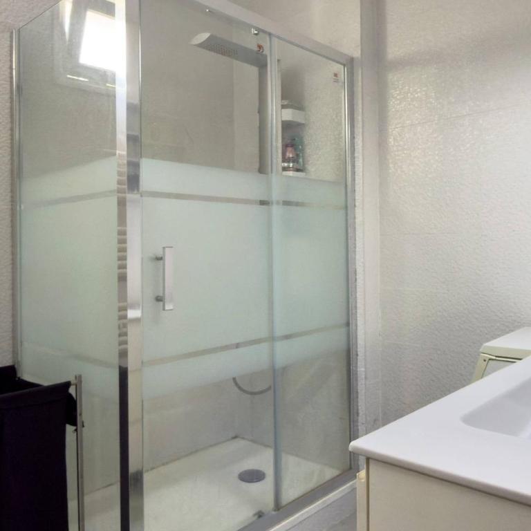 Sunnybeach LaCiotat pool AC Parking - Two-Bedroom Deluxe Apartment with Garden View - 11