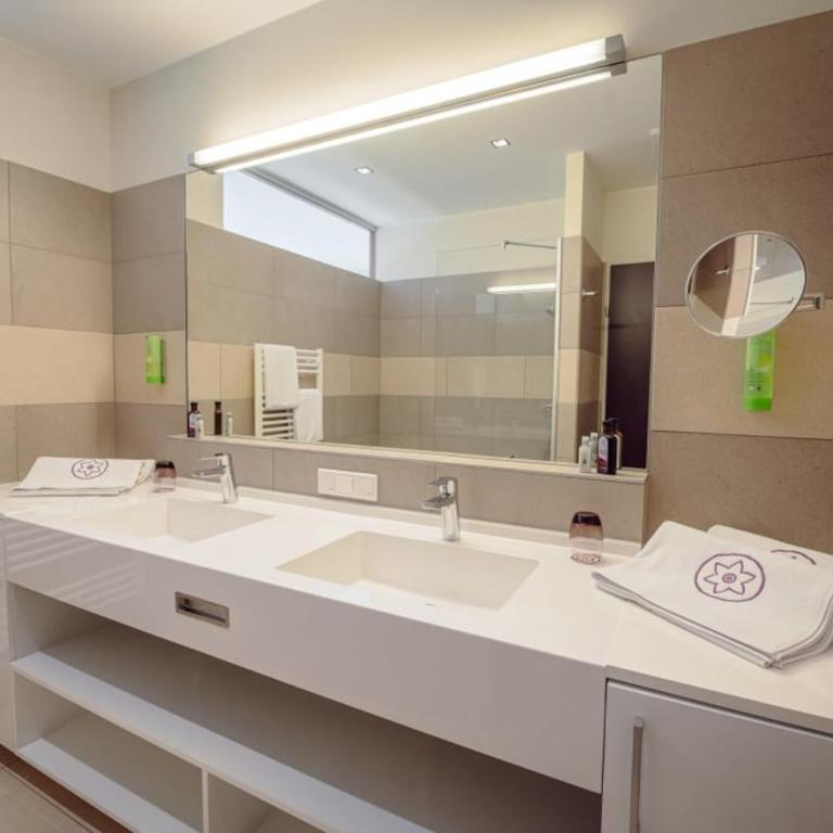Narzissen Vital Resort Bad Aussee - Suite mit Bergblick - 4